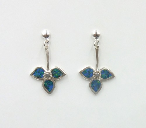 Click to view detail for DKC-2058 Earrings, Three Leaves, Opal Inlay $96